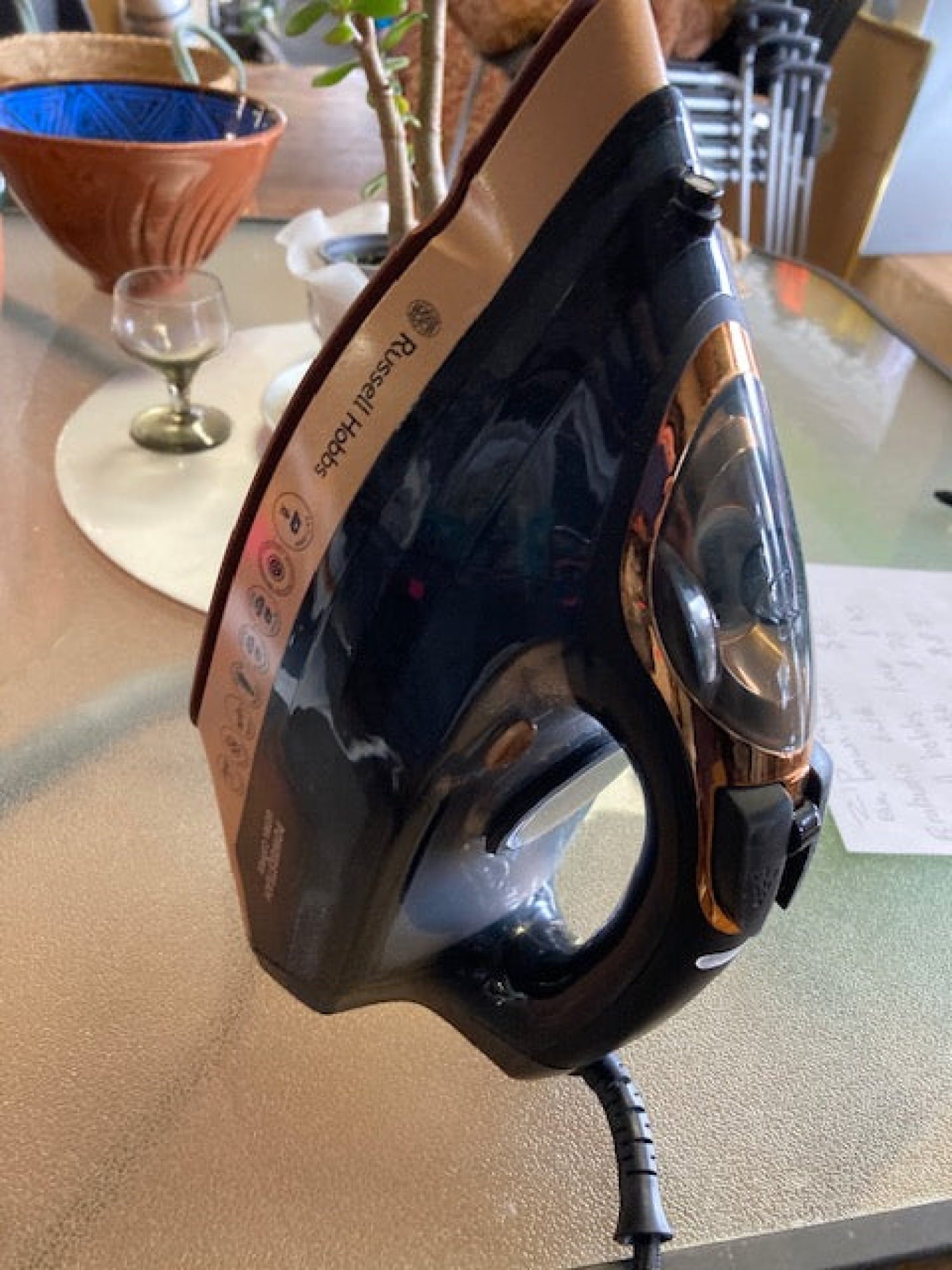 Russell Hobbs Irons/ Steamers Refurbished Item Iron and steamer