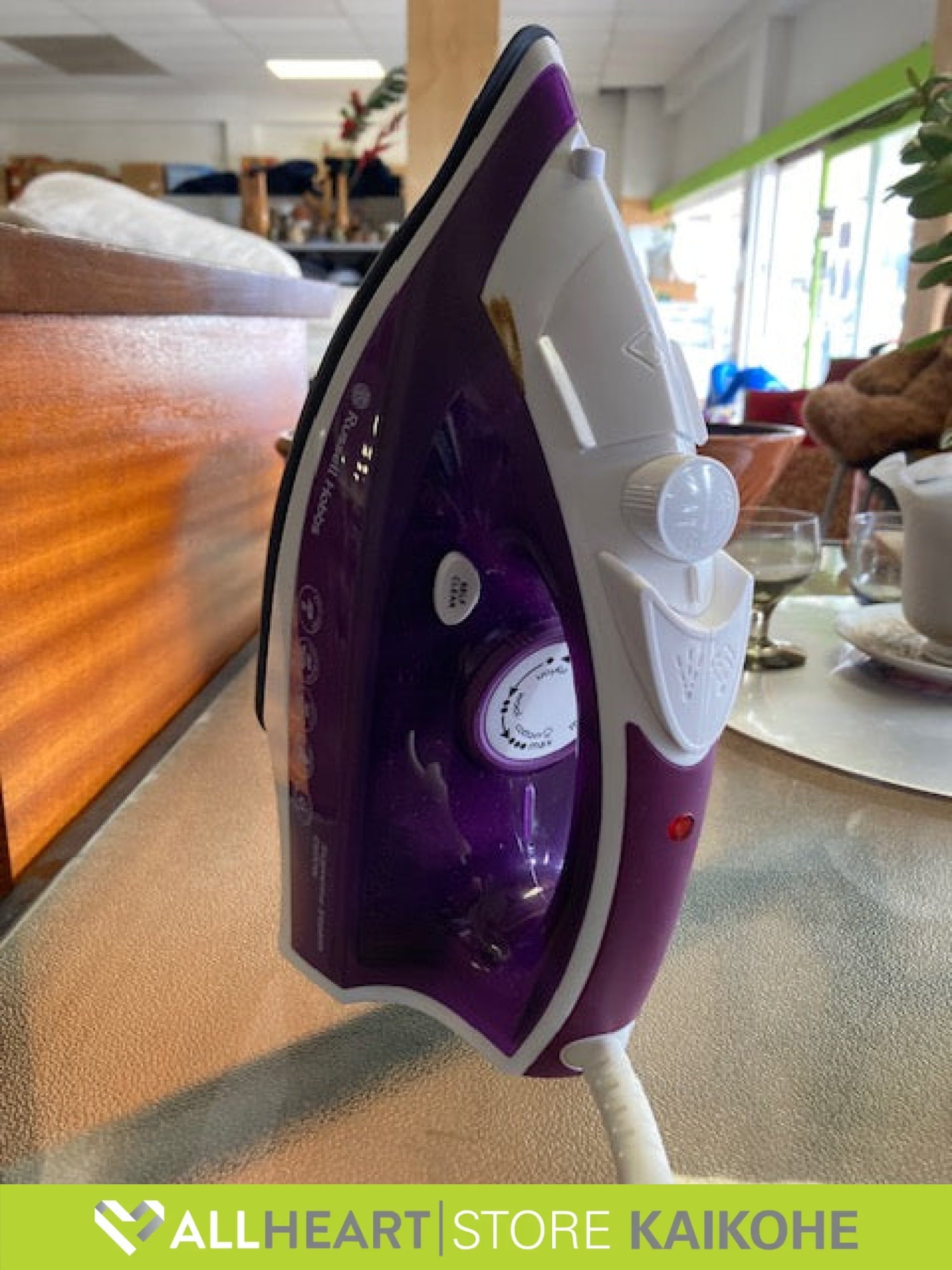 Russell Hobbs Irons/ Steamers Refurbished Item Iron and steamer